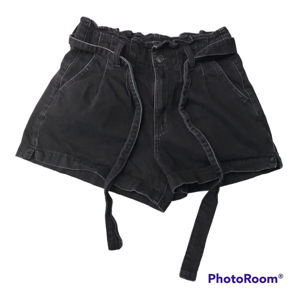 AMERICAN Eagle Mom Shorts Sz 4 Paperbag Denim Black Flared Top Pleated EUC 01/21